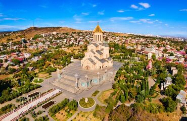 Uçakla Tiflis & Batum & Ayder Yaylası Turu ( Trabzon başlar, Rize biter )