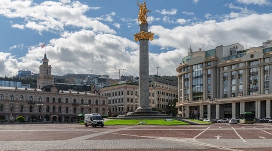 Uçakla Tiflis & Batum & Ayder Yaylası Turu ( Trabzon başlar, Rize biter )