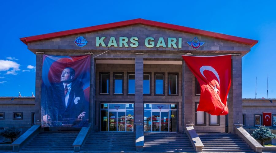 Doğu Ekspresi Rotası: Van, Karlar Altında İshakpaşa, Kars, Erzurum Palandöken Turu (4 Gece Otel)