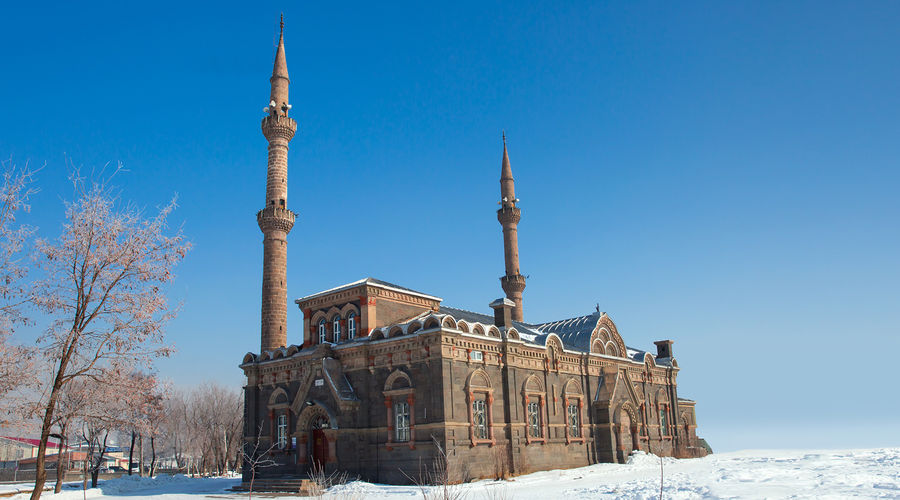 Doğu Ekspresi Rotası: Van, Karlar Altında İshakpaşa, Kars, Erzurum Palandöken Turu (4 Gece Otel)